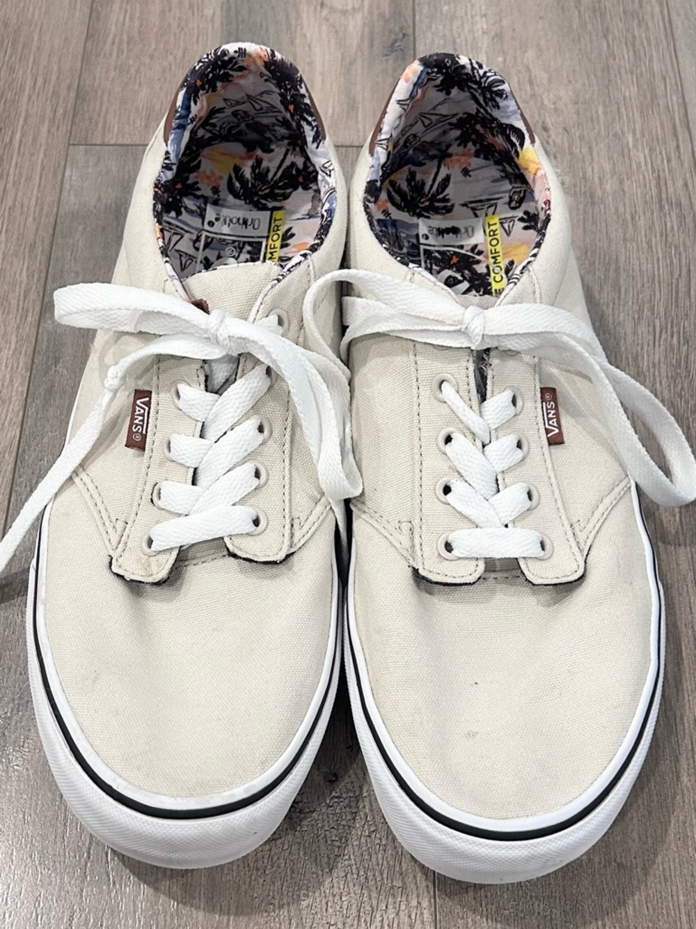 Vans Cream Canvas Low-Top Sneakers with Floral Inner Lining